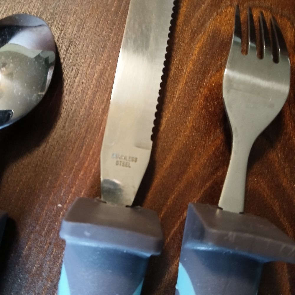 Adaptive Silverware Blue & Gray Weighted Cutlery Set for Dexterity Issues - Picture 3 of 4